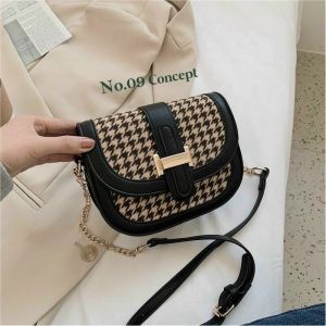 Túi xách nữ FL01 túi nữ đeo chéo đeo vai chất liệu da cao cấp kiểu dáng hàn quốc thiết kế độc đáo sang chảnh ngăn chứa đồ rộng rãi dễ phối đồ BH 6 tháng - Fashion Leather Bag