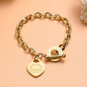Yuki แฟชั่น Heart Charm สร้อยข้อมือสแตนเลสสำหรับผู้หญิง Vintage Gold Punk หนาสร้อยข้อมือมือ2021ใหม่เครื่องประดับ Gift