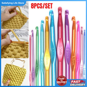 8Pcs/Set 2-5.5mm Different Size Colored Aluminum Crochet Hooks Needles Set Tools Crochet Needle for Weaving and Knitting