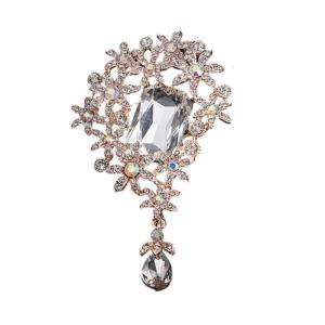 Elegant Floral Brooch for Women Vintage Inspired Alloy Crystals Embellished Accessory for Weddings Parties Daily Wear