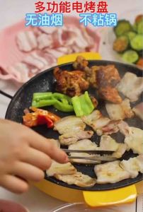 Ready Stock🇲🇾不粘锅电烤盘Local Plug 26cm Multifunctional Non Stick Pan Electric BBQ Grill Smokeless Pan Korean BBQ Pan Cooker Hot Pot