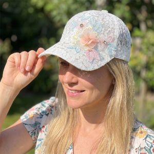 WININ Embroidered Flowers Baseball Cap Mesh Breathable Lace Design Sunshade Hat Outdoor Activities Sun Protection Rebound Cap For Women Girls