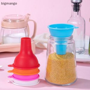 1pc Household Silicone Wide-Mouth Funnel Oil Wine Milk Powder Beans Dispense Funnel Kitchen Jam Cup Wide Mouth  Accessories
