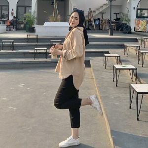 Kemeja Linen Korean LD 120 - Oversized, Bahan Linen Halus, Lemes, Lembut, Adem, Lingkar Dada 120 cm, Panjang Baju 65 cm (Depan) 75 cm (Belakang), Panjang Lengan 54 cm, Lingkar Lengan 42 cm, Pilihan Warna (EXPORT)