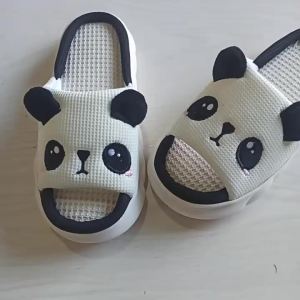 Cute Panda Cotton-Linen Slippers for All Seasons Couples Soft-Soled Non-Slip Sweat-Absorbing Slippers