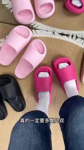 [Free Shipping] WomenS Summer 2026 New Style Indoor And Outdoor Thick-Soled Non-Slip Slip-On Sandals