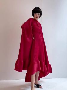 European and American Style Women's Clothing Design: A Loose & Slimming Temperament