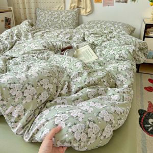 Cartoon Print Double Layer Yarn Warm Four-Piece Set Washed Cotton Fresh Style Student Dormitory Bedding 4 Pieces LZD