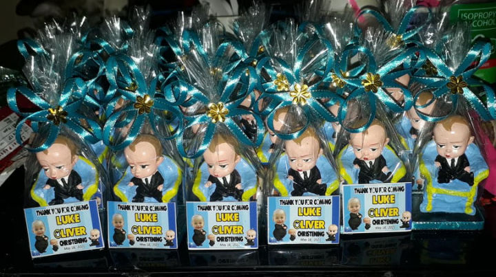 25 pcs Baby Boss on Boss Chair Souvenir/Give away for Christening/Binyag/Dedication/Baptismal/Birthday/gender Reveal. Free Lay out and Picture na po, message nyo lang kami.