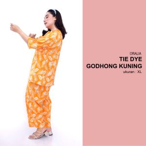 One Set Bigsize /Tie Dye Godhong Kuning / Setelan Celana Panjang / Setelan Jumbo / Tie Die Big Size / Tie Dye Jumbo