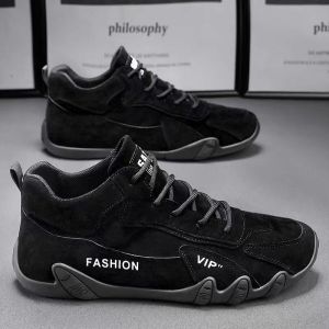 รองเท้าผู้ชายคุณภาพสูง รองเท้านิรภัยสำหรับผู้ชาย รองเท้ากีฬา รองเท้าป้องกัน กันลื่นและทนต่อการสึกหรอ ป้องกันการชนและป้องกันการเจาะ เลือกสีได้ สำหรับเดินป่าและเดินป่าในสถานที่ก่อสร้าง พร้อมส่ง จัดส่งฟรี