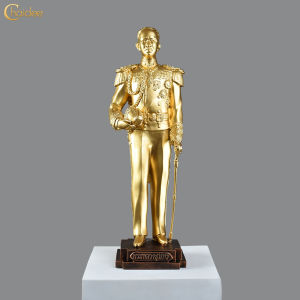 กรมหลวงชุมพรเขตอุดมศักดิ์ เสด็จเตี่ย สีทอง เสริมพลังบารมีและความมั่นคง ความสำเร็จ ของขวัญมงคล