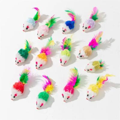 10ชิ้นของเล่นแมวหนูปลอมขนแกะนุ่มขนนกสีสันสดใสของเล่นสำหรับ