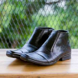 Sepatu Boot Pantofel Pria Tinggi Kulit Formal Model Casual Terbaru E 03