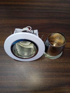 EASYLITE - BIGLITE Recessed Model: P2502-2 2.5" wht Pinlight Housing w/ Beehive Reflector E27 Socket 2.5"
