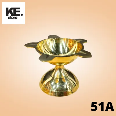 Brass Traditional Design Diya Oil Lamp for Home Pooja and Decoration/KE51