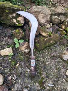 Alat Genggam Untuk Berkebun