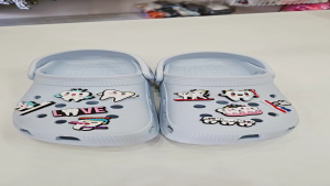 Sticker 2D Charm jibbitz gắn dép sục mẫu C38 răng