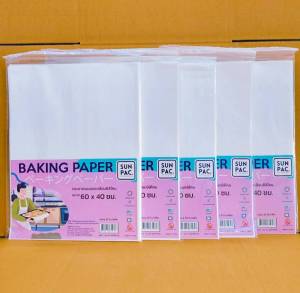 (ชุดละ 5 แพค) กระดาษรองอบ เคลือบซิลิโคน ขนาด 60x40 cm. บรรจุในถุงซิปอย่างดี แพคละ 25 ใบ ยี่ห้อSUNPAC