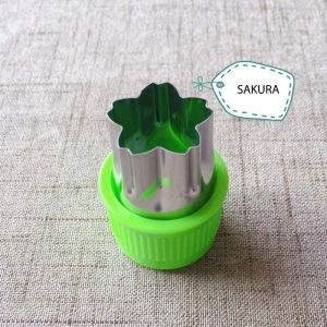 Cetakan Pemotong Buah Sayuran Wortel Bahan Stainless Steel Cookie Cutter Alat Pencetak Buah Kue Cookies Roti Nugget Bento Bentuk Gambar Lucu / Cetakan Dekorasi Bekal Multifungsi Anti Karat Tahan Lama Food Grade - GP Mall
