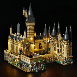 Magic Hogwarts Castle Building Blocks Adult Assembled Toy Collection Gift Desktop Decoration Christmas Gift