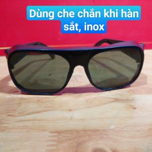 Mắt kính bảo hộ / dùng khi hàn khoan cắt mài..Mắt Kính Hàn màu đen  măt kiếng bảo vệ mắt  - Cửa Hàng Nam