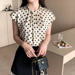 AMMIN 2025 Summer New Fashion Pleated Stand Collar Short Sleeve Commuter Chiffon Shirt for Women Korean Style Polka Dot Print Casual Versatile Elegant Blouse