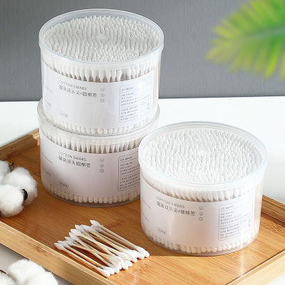 Hộp 500 Tăm bông thân gỗ 2 Đầu Người Lớn 2 Đầu Tròn Và Dẹp Kháng Khuẩn Được Làm Từ Bông Tự Nhiên  /  Hộp bông tăm 500 que ngoáy tai 2 đầu an toàn khi sự dụng