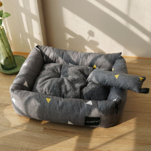 Pet dog bed cat bed dog mat suitable for golden retriever and Teddy to keep warm in all seasons. Available in three colors: yellow beige and gray.
