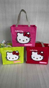 Tas Hello kitty tupperware (zipper bunga es)