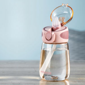 Portable Plastic Water Straw Cup Drop Proof Food-Grade Silicone Kids Sippy Cup with Scale Leak-proof Water Bottle