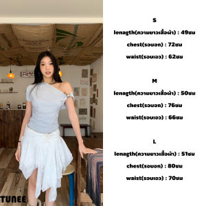 ❣Fortunee ❣ เสื้อยืดแขนเดียวเปิดไหล่ดีไซน์เก๋ ซับในเอว ประดับลูกปัดไม่สมมาตร