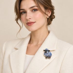 KUMAYES Vintage Style Enamel Sheep Brooch Dripping Oil Painted Colorful Goat Lapel Pin Christams Elegant Animal Brooch Women