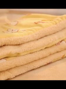 Selimut Pet Blanket Mat Washable Cat Bed Cute Pattern Sleeping Mat Warmand Soft for Cat Dog Tempat Tidur Kucing