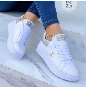 Giày Bướm Nữ Chống Nước Mặt Xuyên Biên Giới Mẫu Mới Âu Mỹ Mùa Thu Giày Trắng Cỡ Lớn Ren