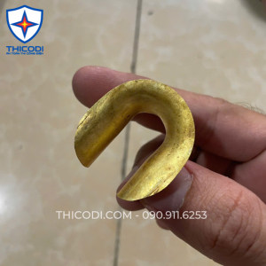 Phụ kiện yếm đồng thau bảo vệ dây thừng cường lực leo cây sơn nước thợ điện an toàn