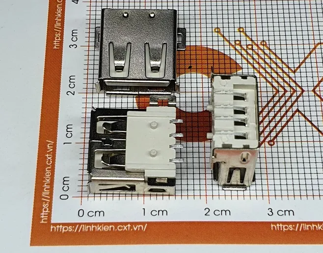 C%E1%BB%95ng%20USB%20c%C3%A1i%202.0%20type%20A%204P%20SMD%20m%C3%A0u%20tr%E1%BA%AFng%20(g%C3%B3i%205%20chi%E1%BA%BFc)%20-%20Image%202