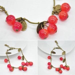 VÒNG TAY CHERRY ĐÁ ĐỎ VINTAGE