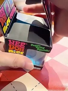 Ice Cube Squishy Fidget Toy Cube Shaped Hand Squeeze Stress Relief Slow-rebound Fidgets Sensory Toy