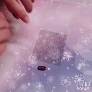 Pure Desire Ice Transparent Press-on Nails 24-Piece Set Little  Style Natural Looking No Glue Easy to Wear