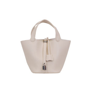 Stylish and versatile large capacity underarm basket bag new tote bag large capacity bucket bag.