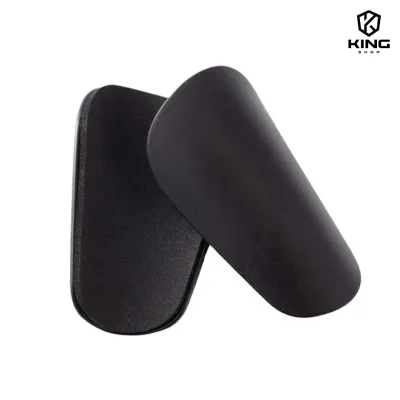 สนับเเข้งจิ๋ว สนับเเข้ง มี2สีให้เลือก สำหรับทุกวัย 10CM x 6CM สำหรับกีฬาฟุตบอล Shin Guards Mini