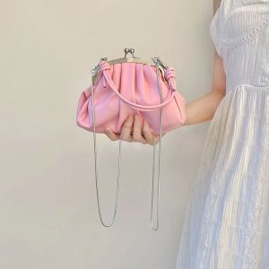 IELGY Cute chain bag new portable messenger bag dumpling bag