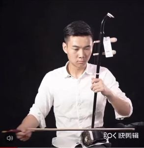 #六角二胡乐器成人初学者儿童入门练习演奏胡琴民族乐器松香备弦 Hex Erhu Musical Instruments Adult Beginners Children Introductory Practice Playing Huqin Ethnic Musical InstrumentsFast shipping