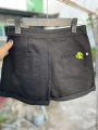 quần short jean đùi nữ cotton co giãn nhẹ lật lai trơn 1 nút túi trước sau  đính cỏ 4 lá thêu may  mắn. 