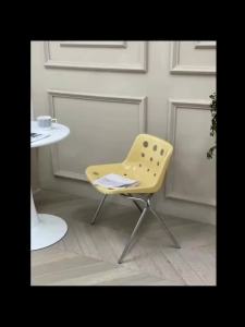 【LDIES】เก้าอี้ชีสสไตล์เกาหลี Ins อินฟลูเอนเซอร์ร้านอาหารยุคกลางเก้าอี้รูเรียบง่ายร้านกาแฟร้านชานมพนักพิงเก้าอี้รับประทานอาหาร