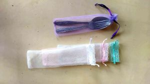 Sarung Tile Souvenir Untuk Sendok & Garfu/Isi 50 Pcs