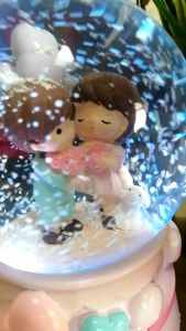 Bola Salju / Water Globe / Kotak Musik / Snowball Couple / Kado Buat Pacar Vinvin Pink Store