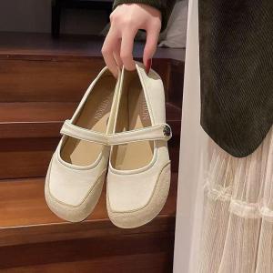 Free Shipping 2026 Autumn New Collection: Unique Camellia Embellished Low-Cut Color-Block-Inspired Single-Strap Buckle Fashion Flats