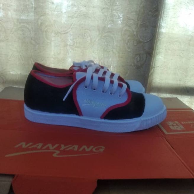 ⭐ KASUT NANYANG ORIGINAL SEPAKTAKRAW SHOES NANYANG BLACK WHITE